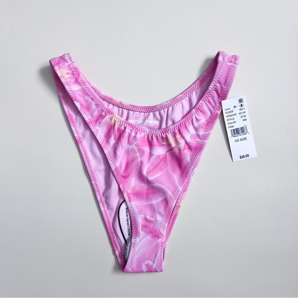⭐️SOLD⭐️ NWT PacSun Pink Floral Swim Bottom